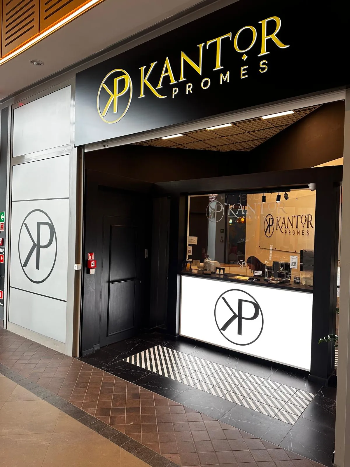 Centrum Handlowe Jantar